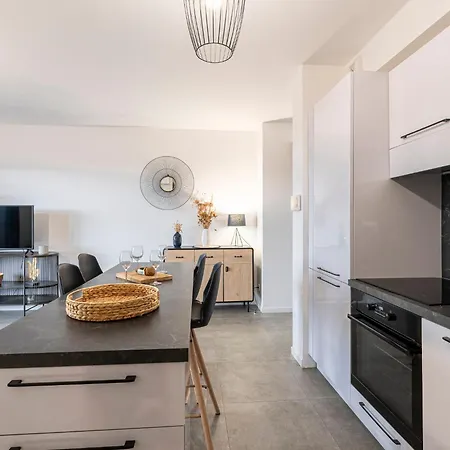 St Joseph-2 By Interhome Daire